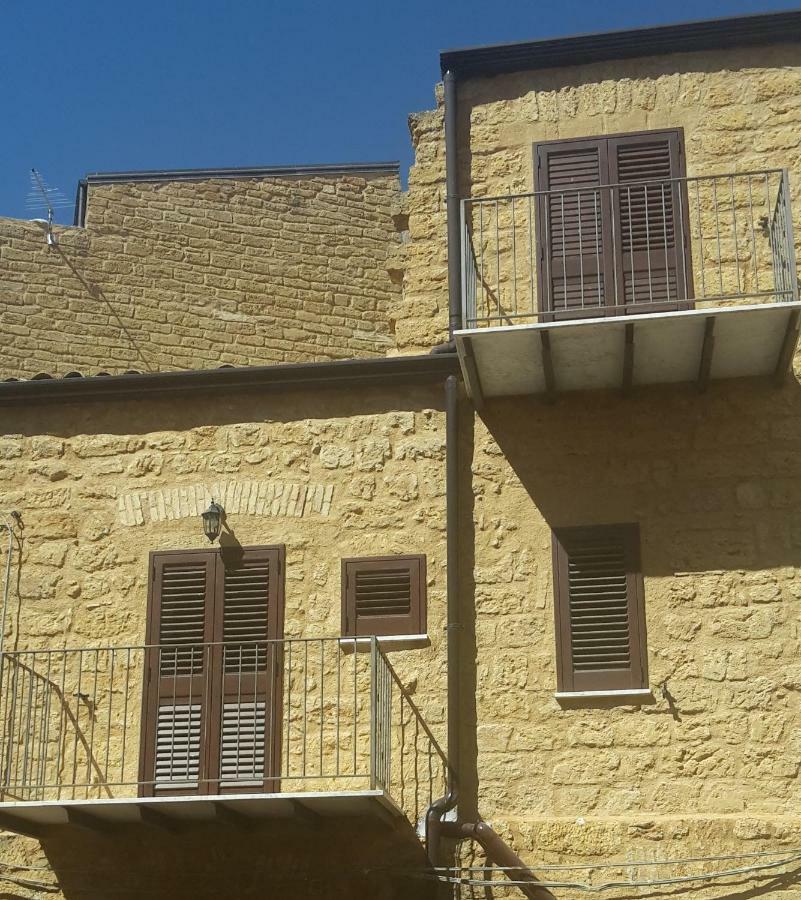 B&B A Due Passi Dal Centro Agrigento Esterno foto