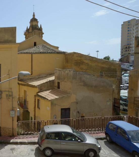 B&B A Due Passi Dal Centro Agrigento Esterno foto